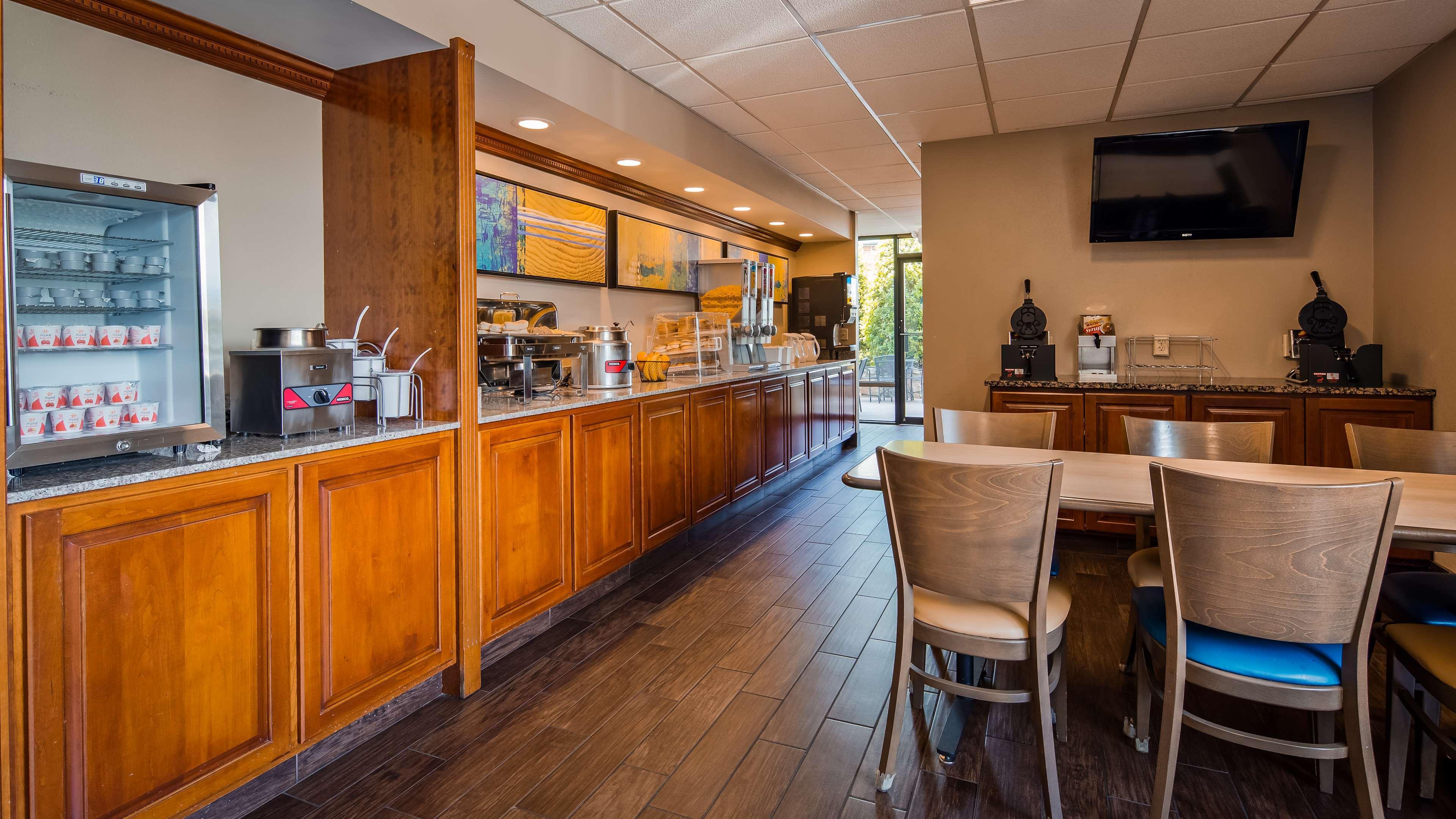 Best Western Toni Inn Pigeon Forge Extérieur photo